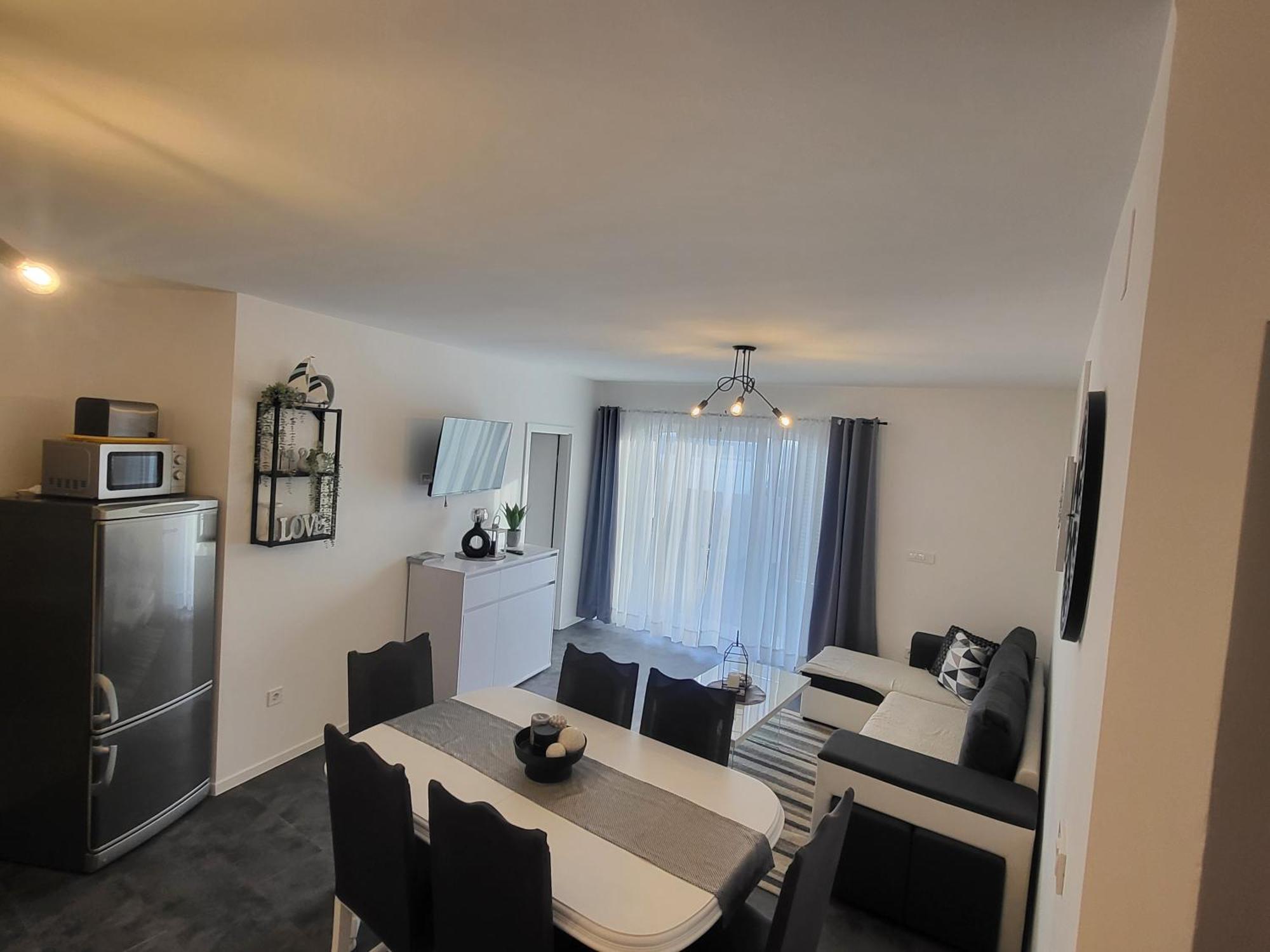Apartmani Andiks Драмаль Екстер'єр фото