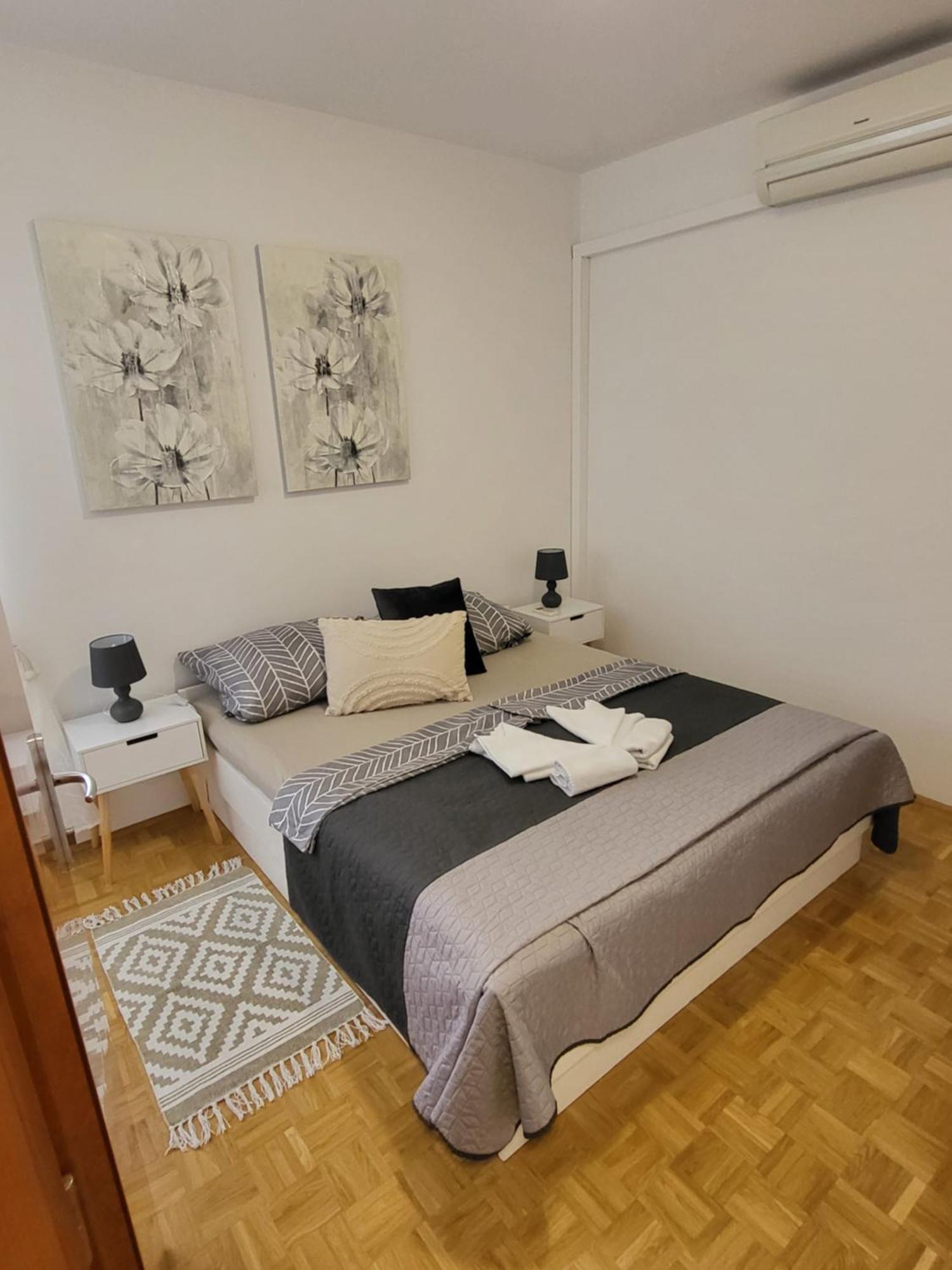 Apartmani Andiks Драмаль Екстер'єр фото